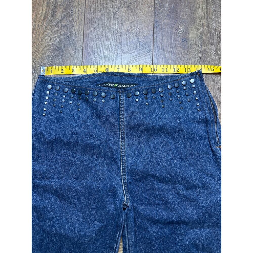 Vintage DKNY Bareback Brazilian Jeans Size 4 Studded Mid Rise 32x31 Y2K Denim - Picture 3 of 7
